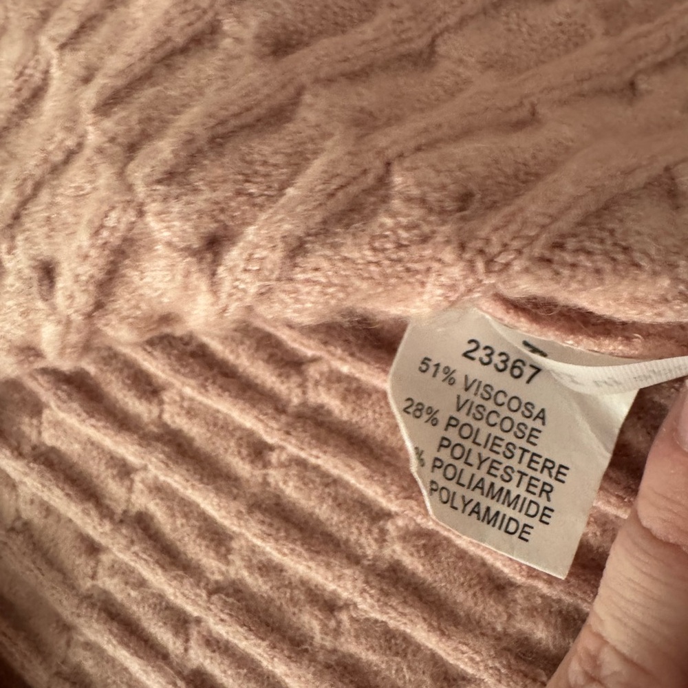Chic Long Sleeve Knit Dress in Soft Pink - Picture 4 of 13